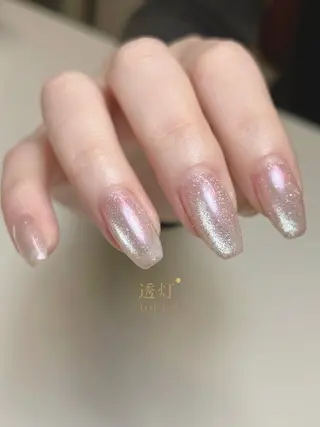 ネイル 透灯 TOUTOU 🪄のネイルデザイン