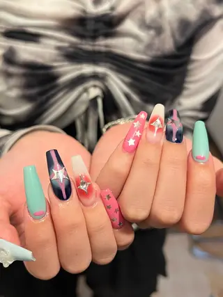 ネイル Luna Gladeのネイルデザイン