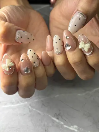 ネイル 【UNE.】 長さだしフィルインのネイルデザイン