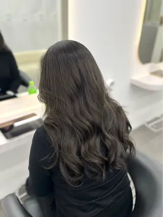 カラー 縮毛矯正/くすみカラ ーayukaのヘアスタイル