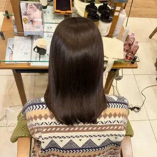 ミディアム カラー 新原 陽那のヘアスタイル