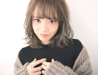 ミディアム 新生活応援★半額/ 25歳以下　“内間”のヘアスタイル