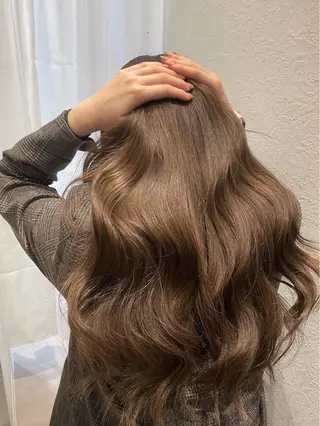 ロング 韓国/透明感 Veluaのヘアスタイル
