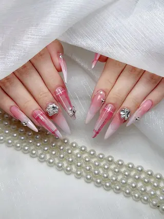 ネイル ENsalon akiのネイルデザイン