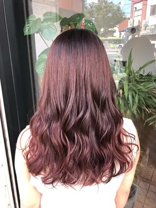 ロング カラー よしだ しおりのヘアスタイル