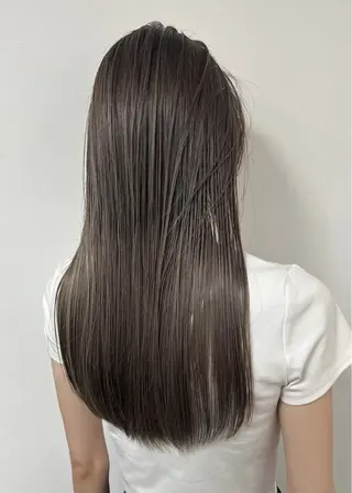 ロング Lino by hoNuaのヘアスタイル