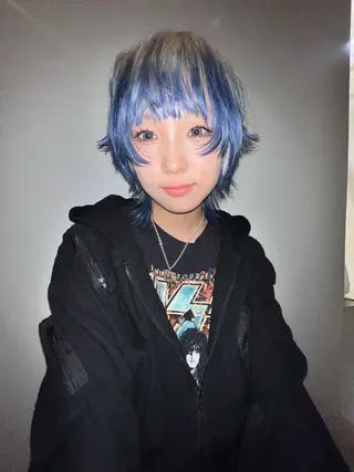 ミディアム カラー 圧倒的デザイン力 店長🎨RENAのヘアスタイル