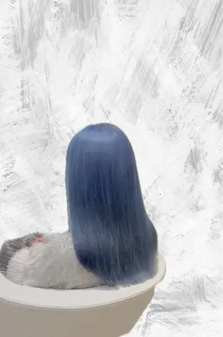 セミロング 岡田 瞬のヘアスタイル