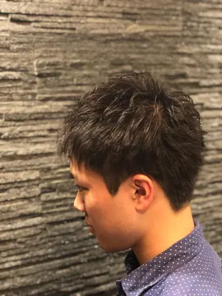 ショート パーマ メンズ 【24時まで営業✨】 吉本 成樹のヘアスタイル