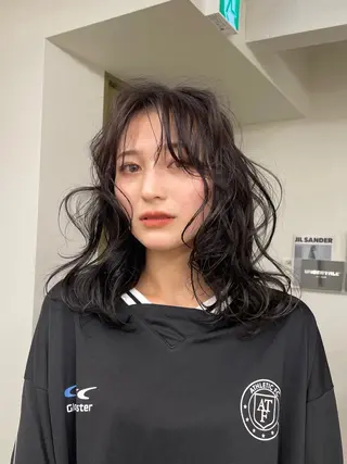 セミロング カラー ヘアアレンジ ブリーチモデル/ カットモデル/Riaのヘアスタイル