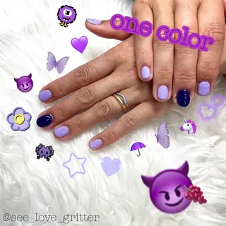 ミディアム see love gritterのネイルデザイン