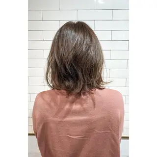ミディアム EIGHT plum TOKIOリミテッドのヘアスタイル