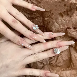 ネイル D-BEAUTY Nailsalonのネイルデザイン