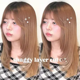ミディアム 透明感カラー×レイヤ ー🧊横田 冴のヘアスタイル