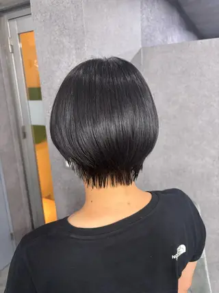 ショート 森岡 紗羽のヘアスタイル