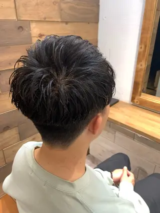 ショート メンズデザイナー Jojiのヘアスタイル
