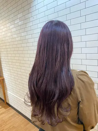 ロング カラー TAI透明カラー 柔らかい縮毛矯正のヘアスタイル
