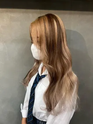 セミロング ❤️‍🔥シールエク ＋カラー京❤️‍🔥のヘアスタイル