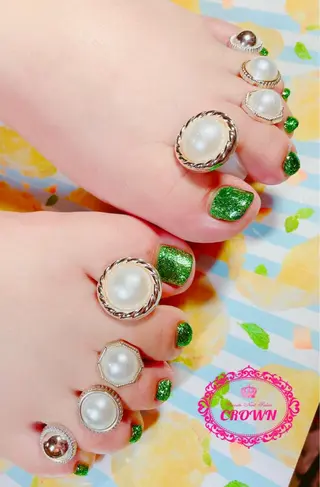 ネイル CROWN プライベートサロンのネイルデザイン