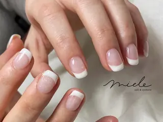ネイル miele【ミエレ】 海外シンプルデザインのネイルデザイン