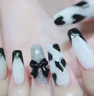 ネイル MoonNail ユリ🌸のネイルデザイン