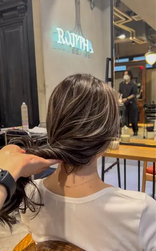 セミロング カラー 海外デザイン🇺🇸 石渡諒太のヘアスタイル