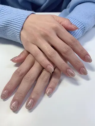 ネイル 韓 玲のネイルデザイン