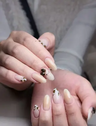 ネイル ENsalon AKIRAのネイルデザイン