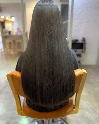 ロング カラー newi hauoli札幌駅前のヘアスタイル