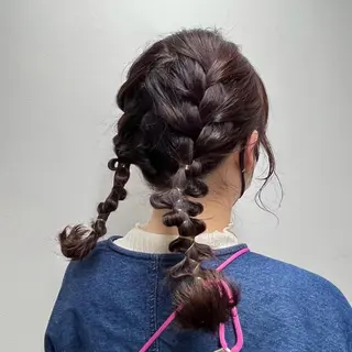 ヘアアレンジ 瑠己杏 :ボブ/ ハイトーンワンカラーのヘアスタイル
