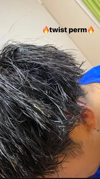 パーマ メンズ レディースモデル募集 角快利のヘアスタイル
