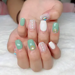 ネイル ナユキNA.YUKI 池袋店のネイルデザイン