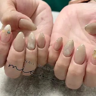 ネイル nailsalon mieuxのネイルデザイン