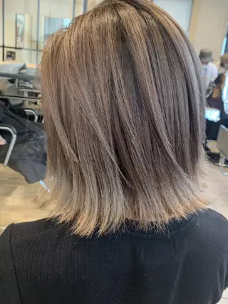 ショート カラー ブリーチなし艶カラー 🌈髪質改善MASSのヘアスタイル