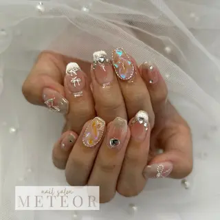 ネイル METEOR💫 staffのネイルデザイン
