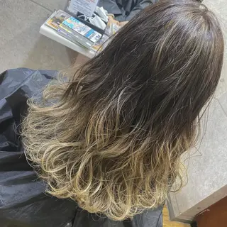セミロング カラー 荒川 ひなの 新川崎のヘアスタイル