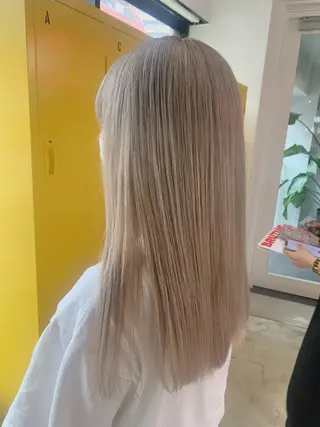 セミロング カラー ヘアアレンジ 🧨ブリーチー×ボブ レイヤー💎じゅえるのヘアスタイル
