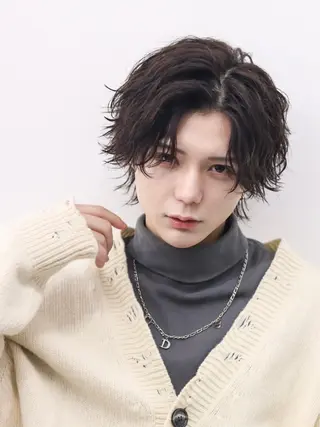 ミディアム カラー パーマ ヘアアレンジ メンズ メンズ特化❤️‍🔥 RIKU❤️‍🔥のヘアスタイル