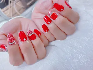 ネイル ネイルサロンエクラ 🫧Shizukaのネイルデザイン