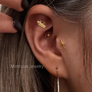 Emi🎧/束感 パーマ/パリジェンヌのマツエク・マツパデザイン