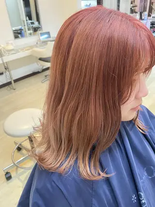 セミロング 見川 ヒカルのヘアスタイル