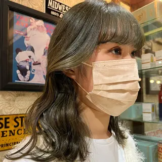 ミディアム カラー ヘアアレンジ three Natsumeのヘアスタイル