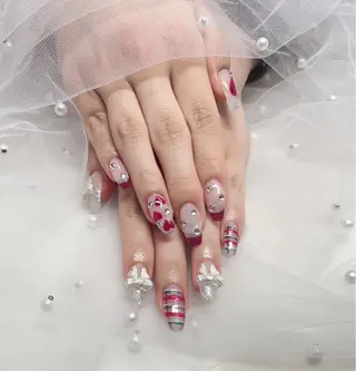 ネイル KARI ネイルサロンのネイルデザイン