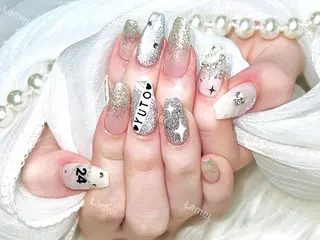 ネイル 🌻 Momoko_のネイルデザイン