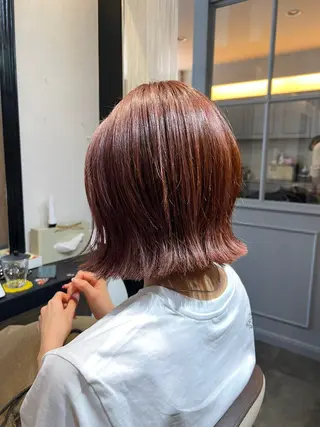 ショート カラー 川村 綾のヘアスタイル