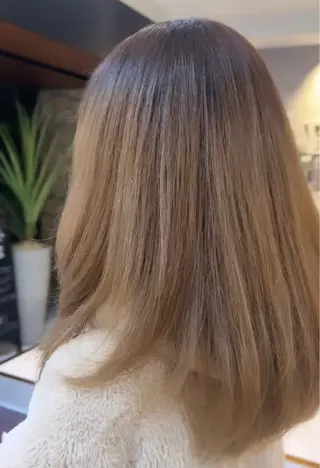 セミロング kingdom青山店 小宮愛理のヘアスタイル