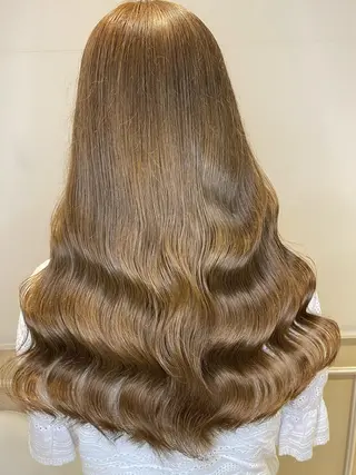 セミロング カラー レイヤー×艶髪特化 マネージャー安藤光司のヘアスタイル