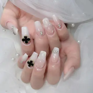 ネイル merci nailのネイルデザイン