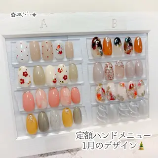 ネイル アネラ もか.⋆𝜗𝜚のネイルデザイン