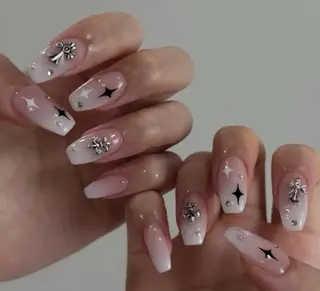 ネイル Molly _nailのネイルデザイン